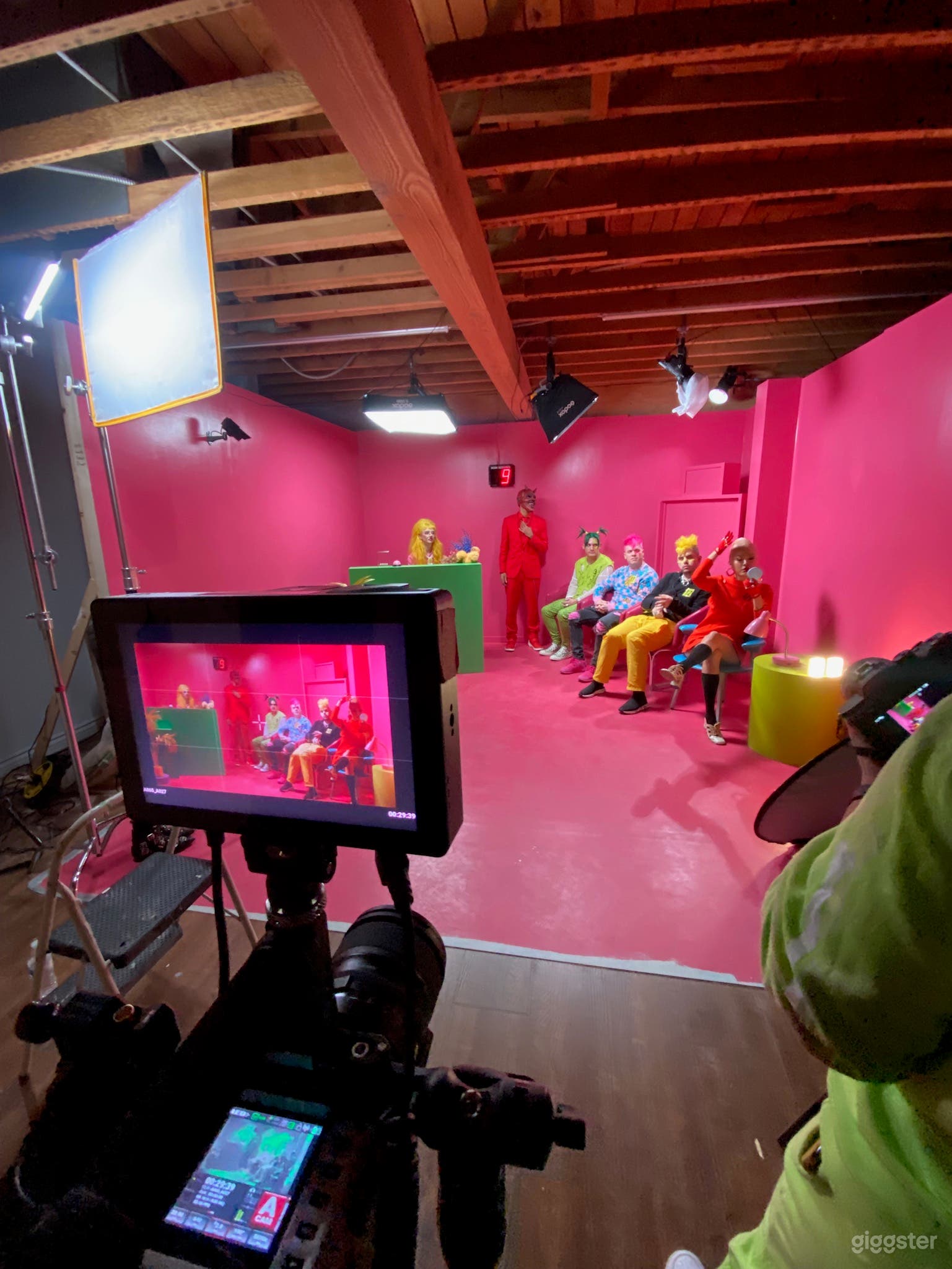 COLORFUL Completely Customizable - Photo / Video  Photo 2