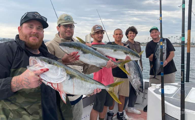   Ironclad 38' ft Topaz FISHING CHARTER 