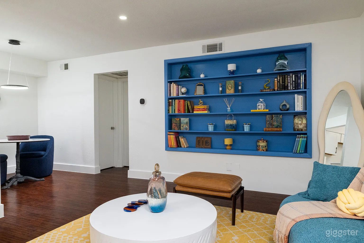 Comfortable First-Floor Getaway | Easy Airport Access Photo 2