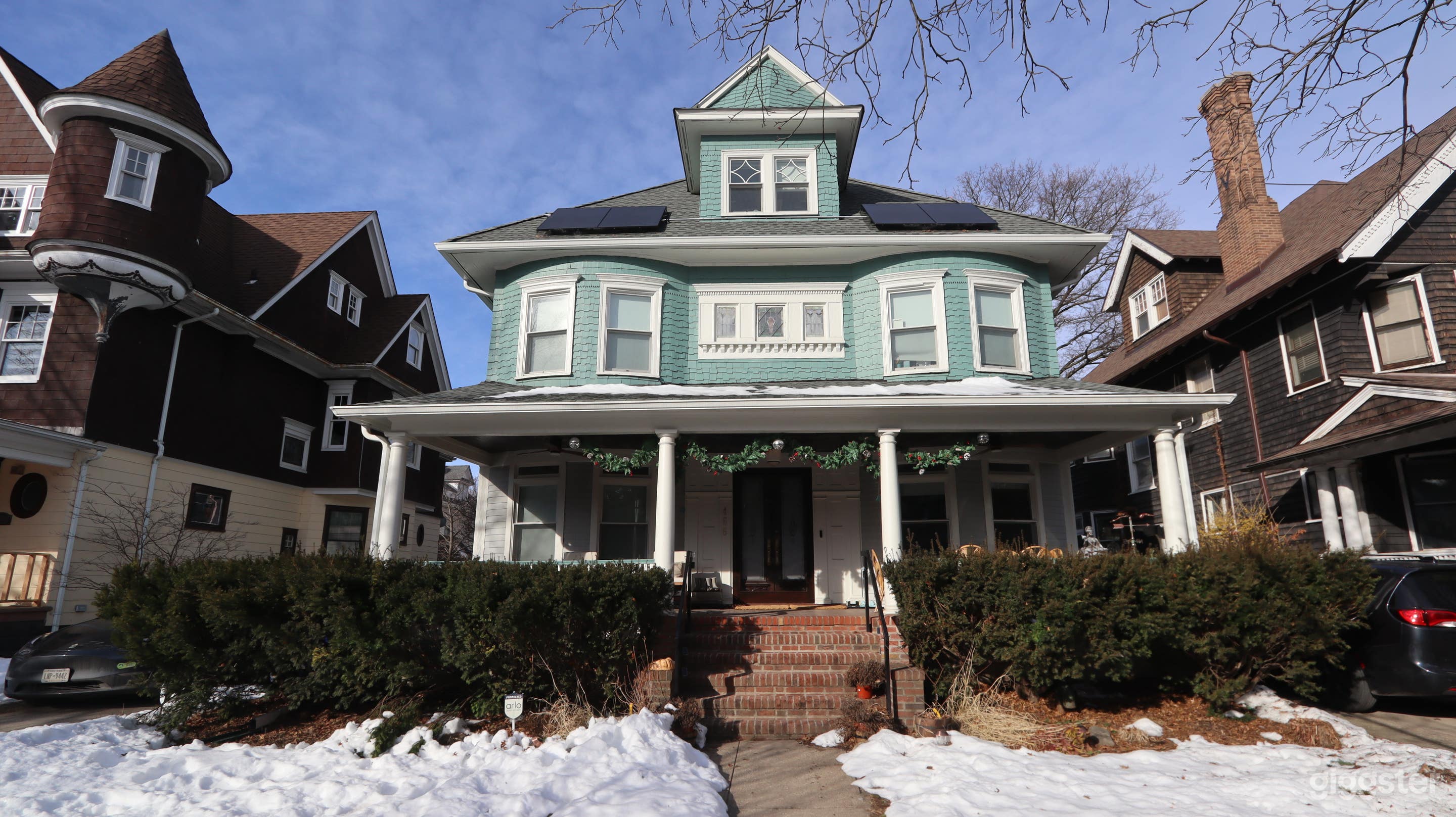 Victorian home in the center of landmarked Ditmas Park Photo 2