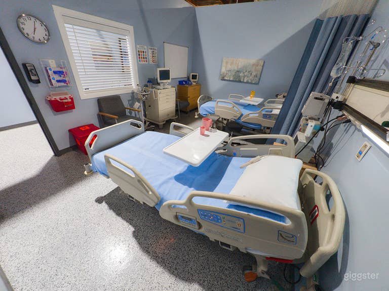  Hospital Room 