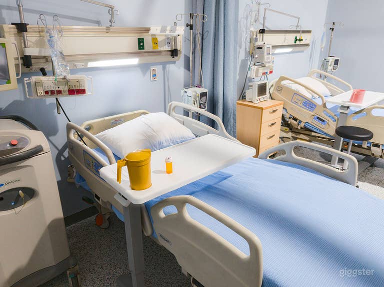  Hospital Room 