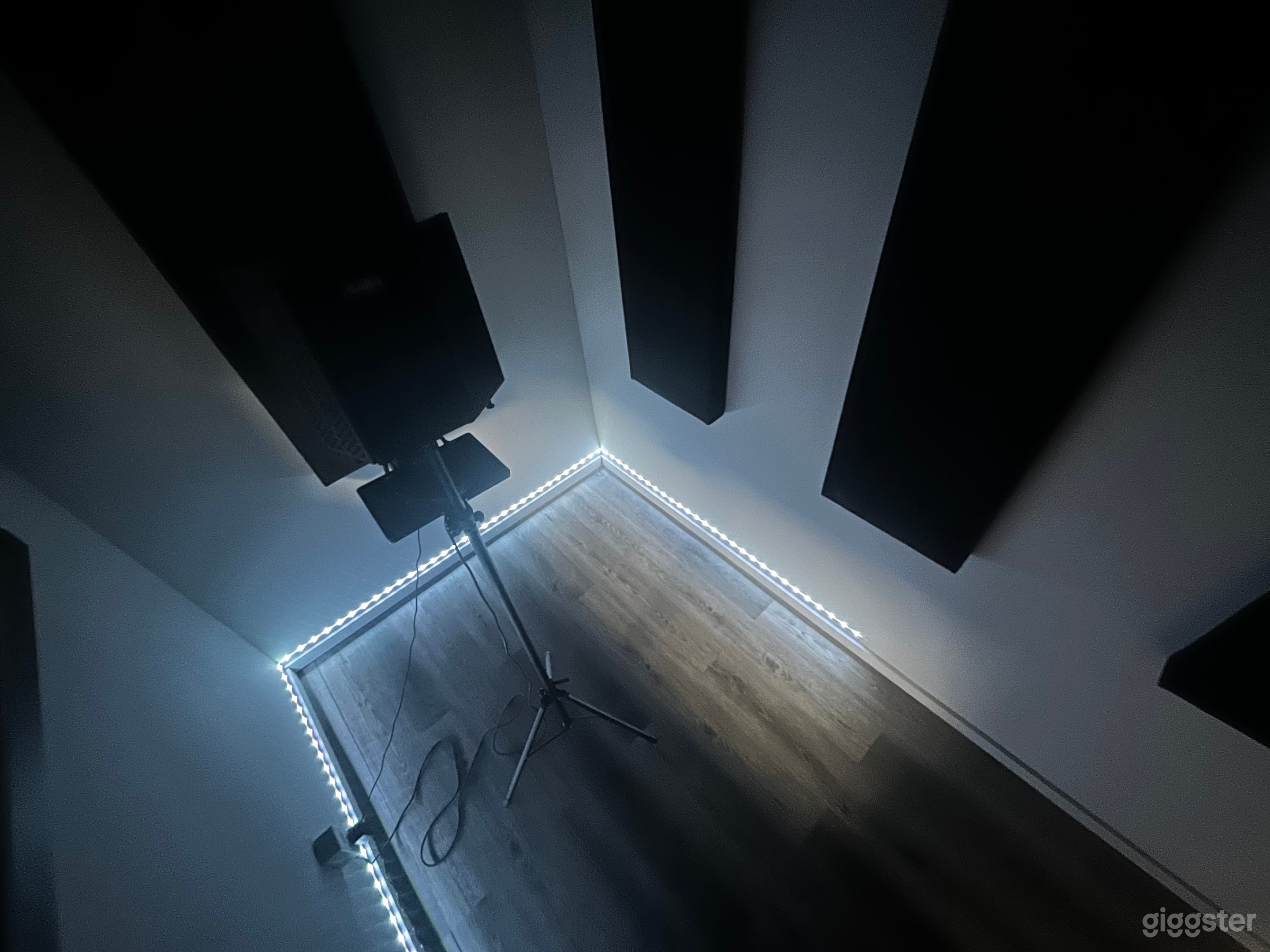 Recording Studio Room Photo 3