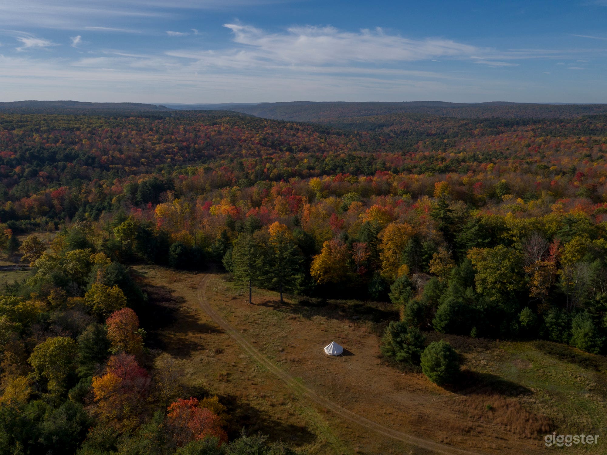 320 Acre Gorgeous Pastoral Retreat Photo 2