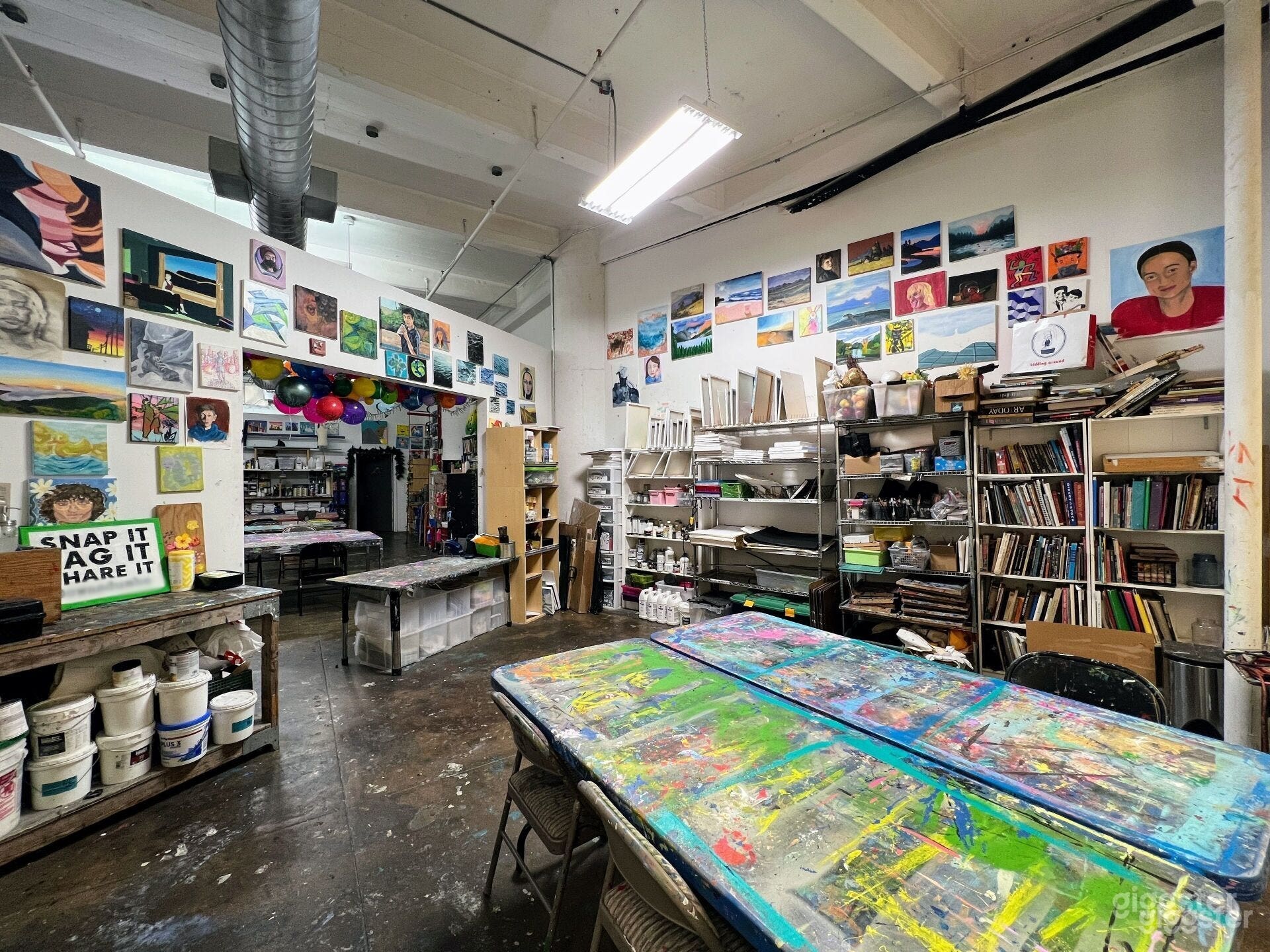 Colorful (and Huge) Art Studio in Dumbo, Brooklyn Photo 3