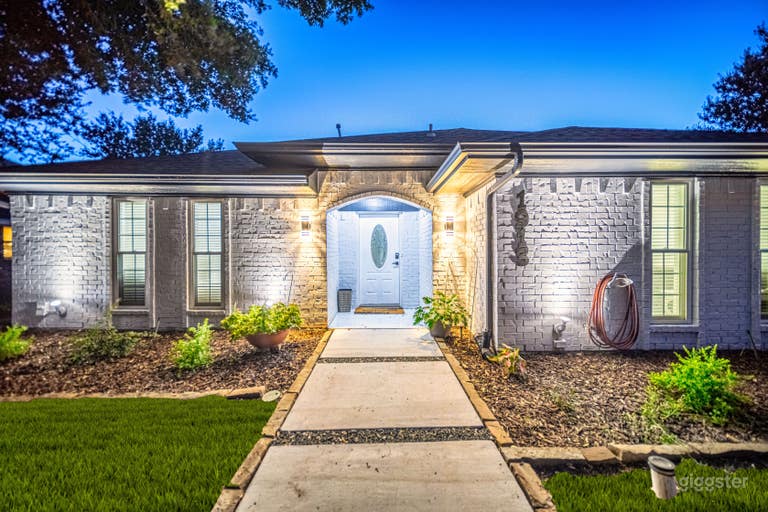  Speakeasy Pool House – Events, Photo Shoots & Meetings 