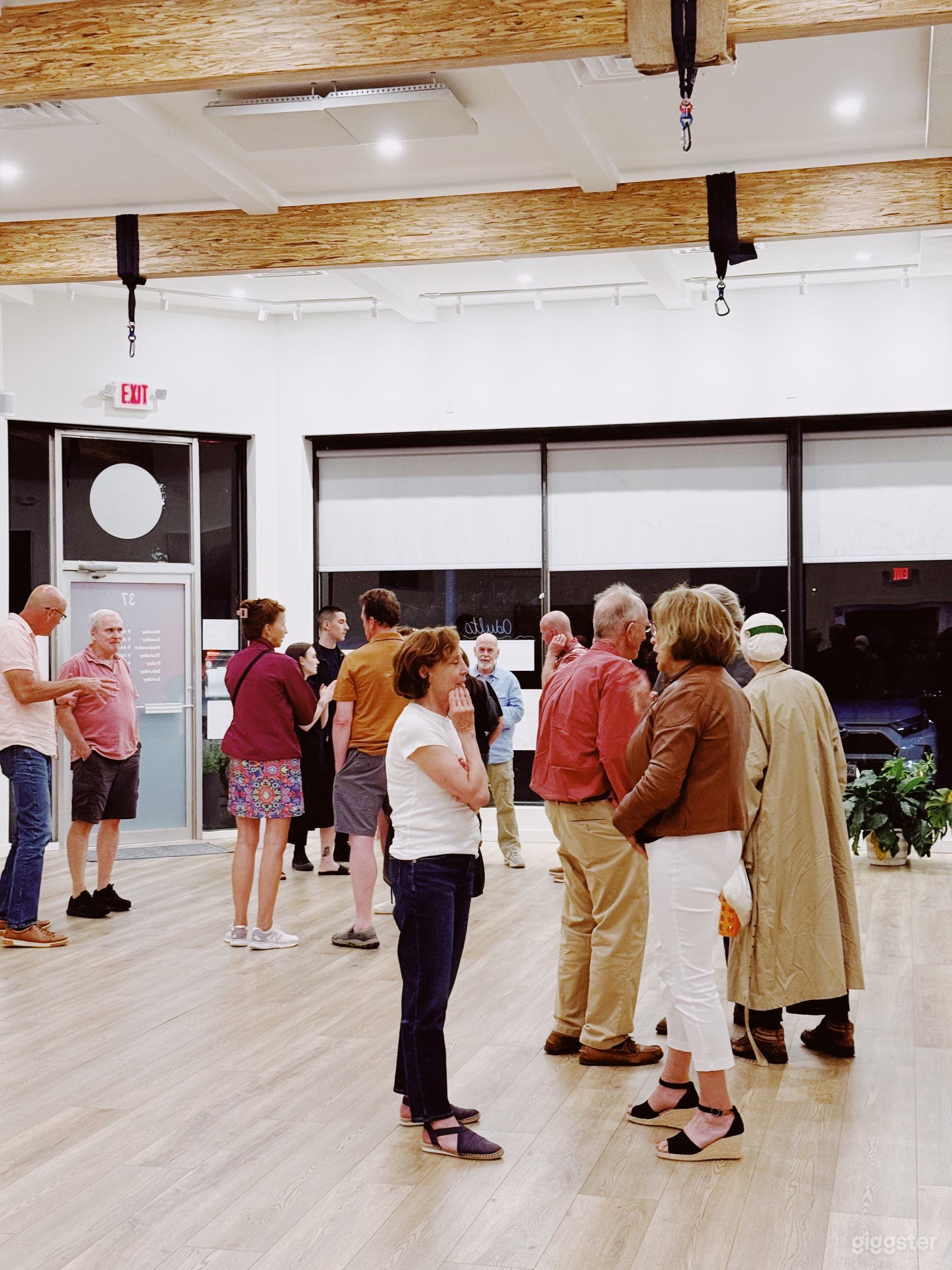 A stunning,light-filled,flexible studio space Photo 4