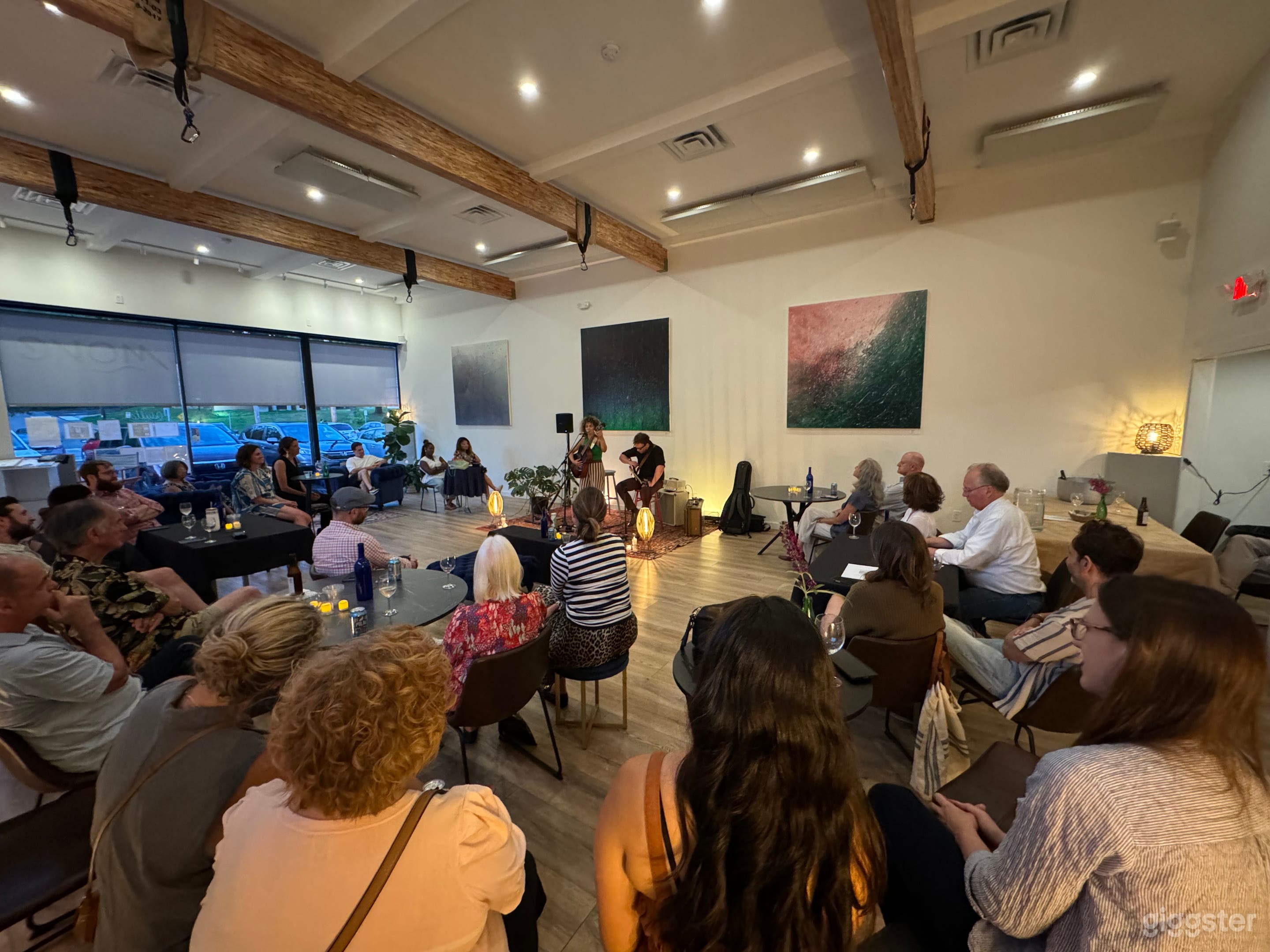 A stunning,light-filled,flexible studio space Photo 2