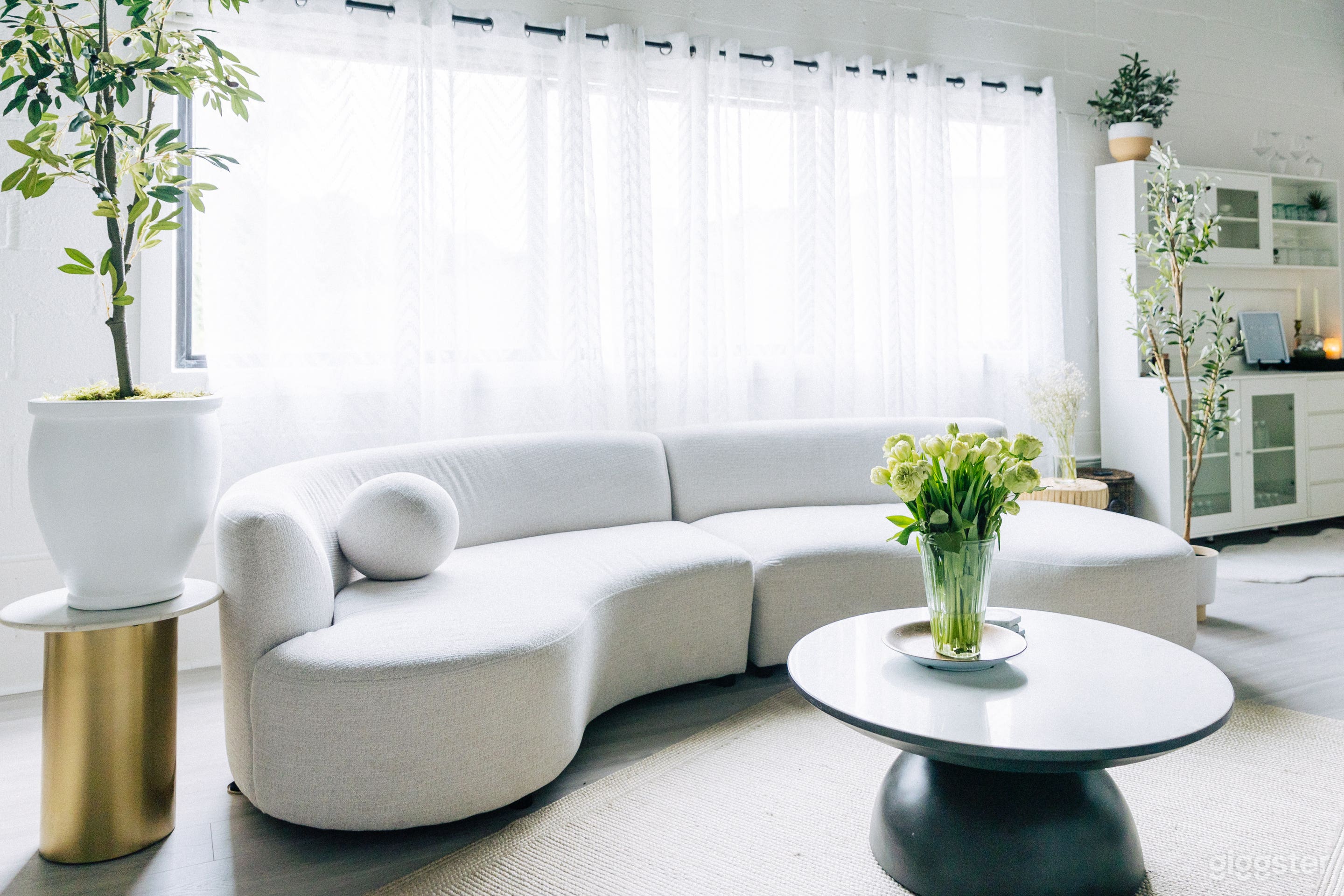 Industrial, gorgeous renovated Photo Studio Photo 3