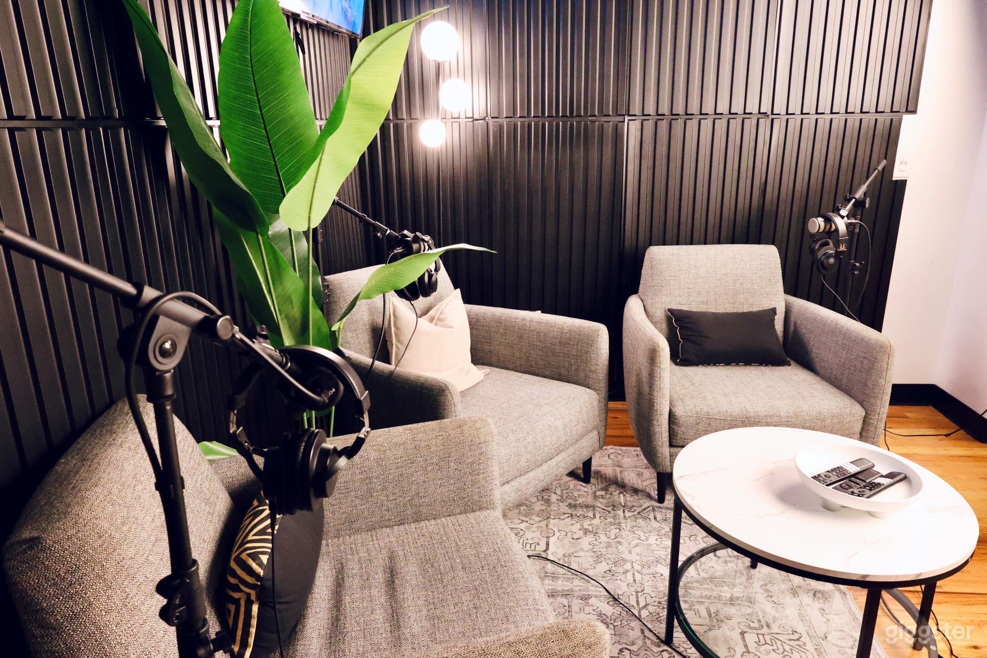 Podcast Studio Photo 2