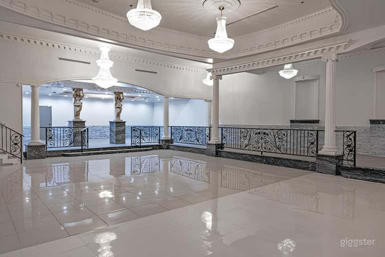 Beautiful Banquet Hall in North Hollywood 