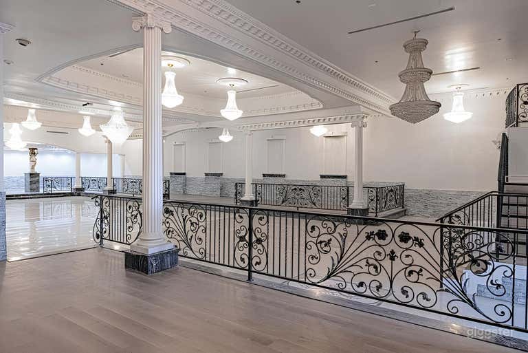  Beautiful Banquet Hall in North Hollywood 
