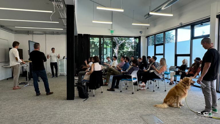  Indoor/Outdoor Event Lounge 