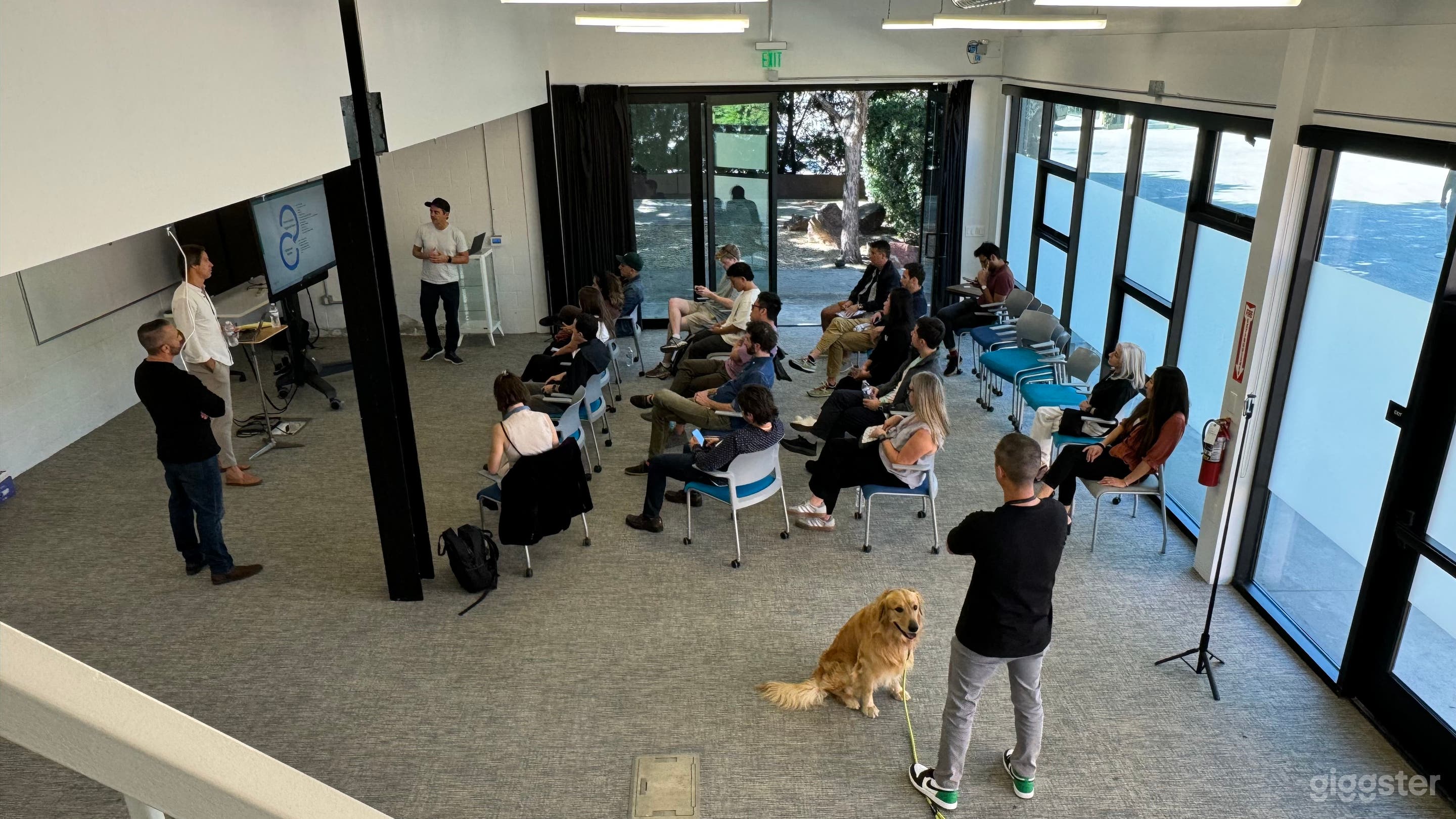 Indoor/Outdoor Event Lounge Photo 1