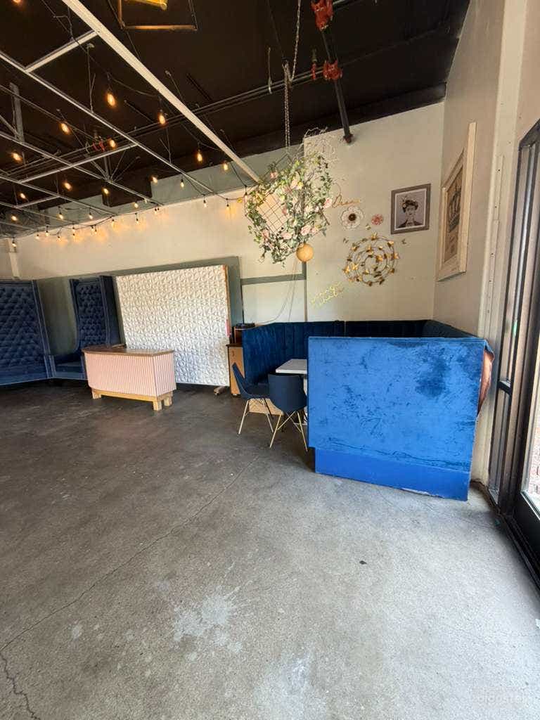  Downtown Cafe in Santa Ana 