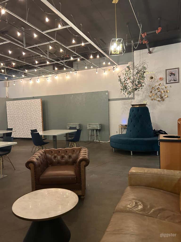  Downtown Cafe in Santa Ana 