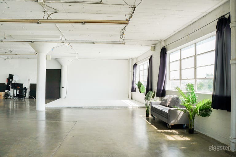  White Cyc Loft  