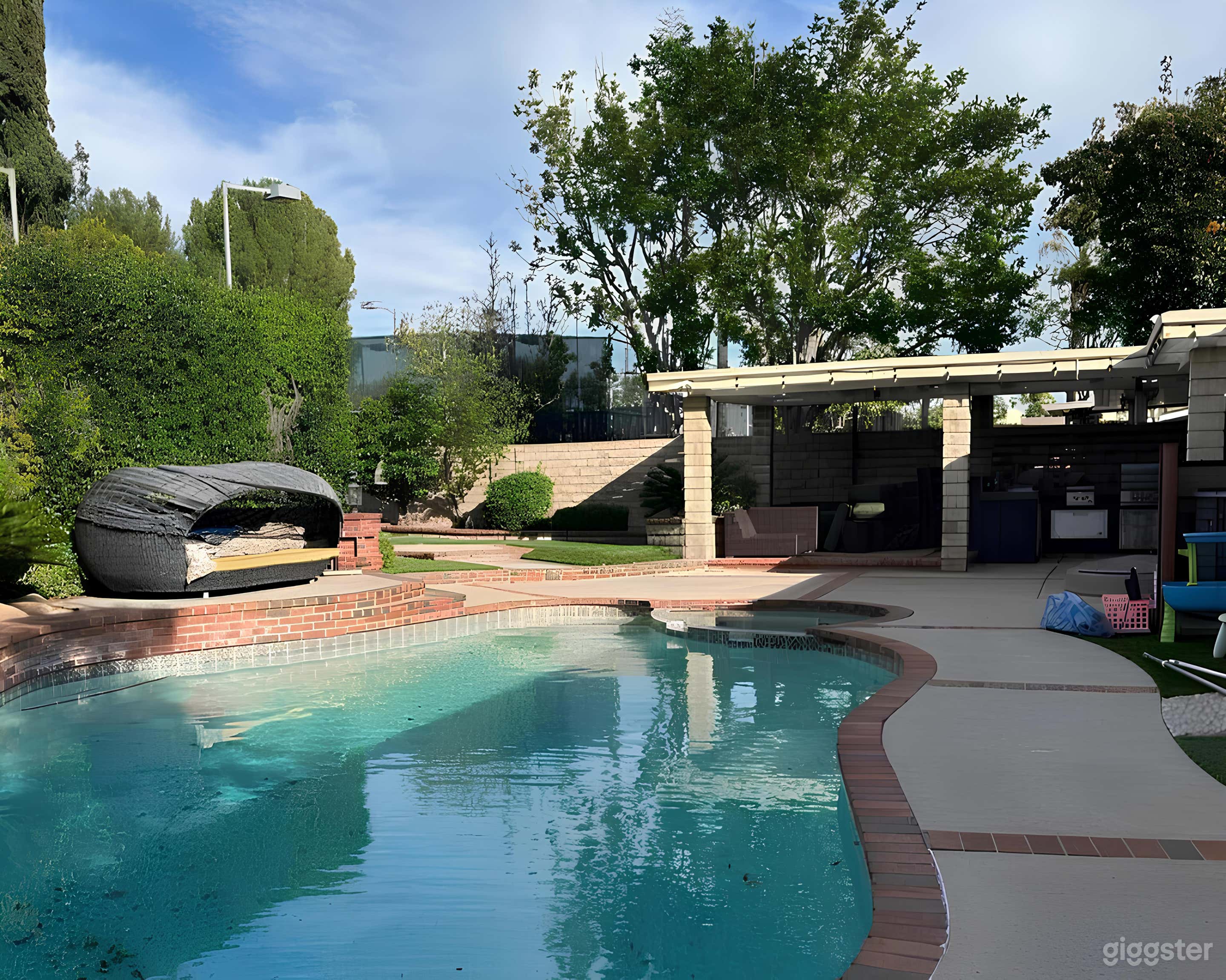 10ft Pool with Diving Board and Hot Tub Photo 1
