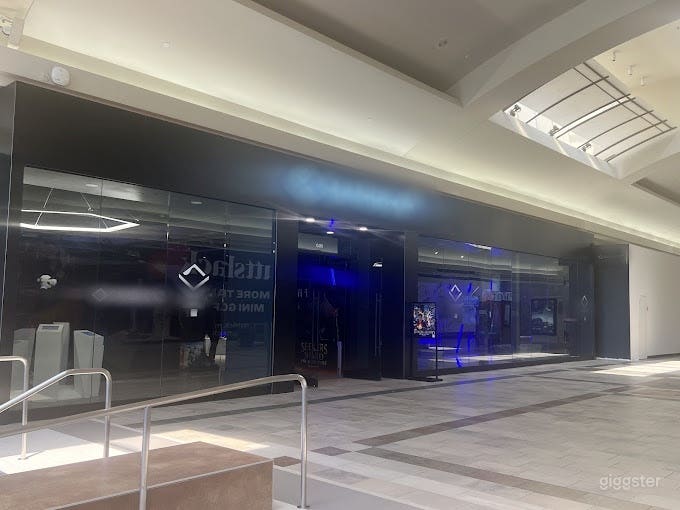 Modern &amp; Futuristic VR Space in Louisville Photo 1