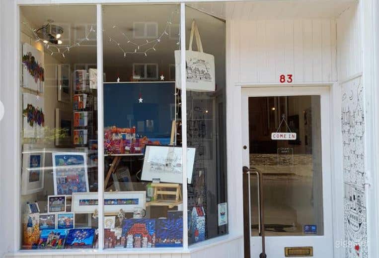  All In One Event Space and Art Gallery in Edinburg 