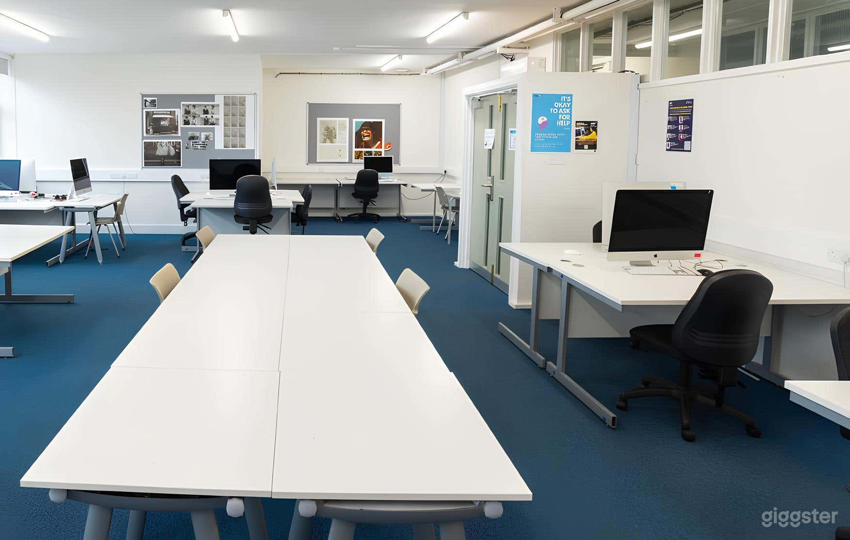 Large Classroom - Regents Park Photo 3