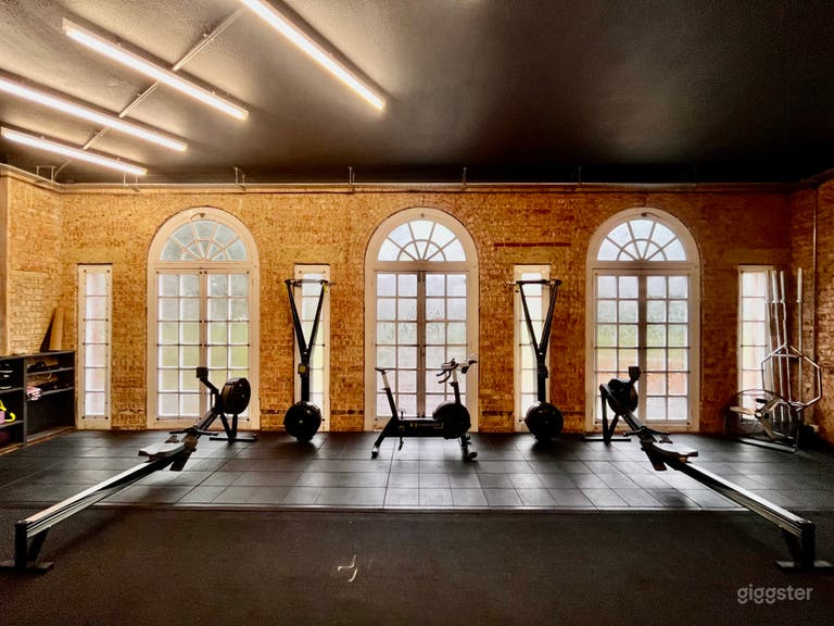  A Modern Twist To A Victorian Park Pavilion  