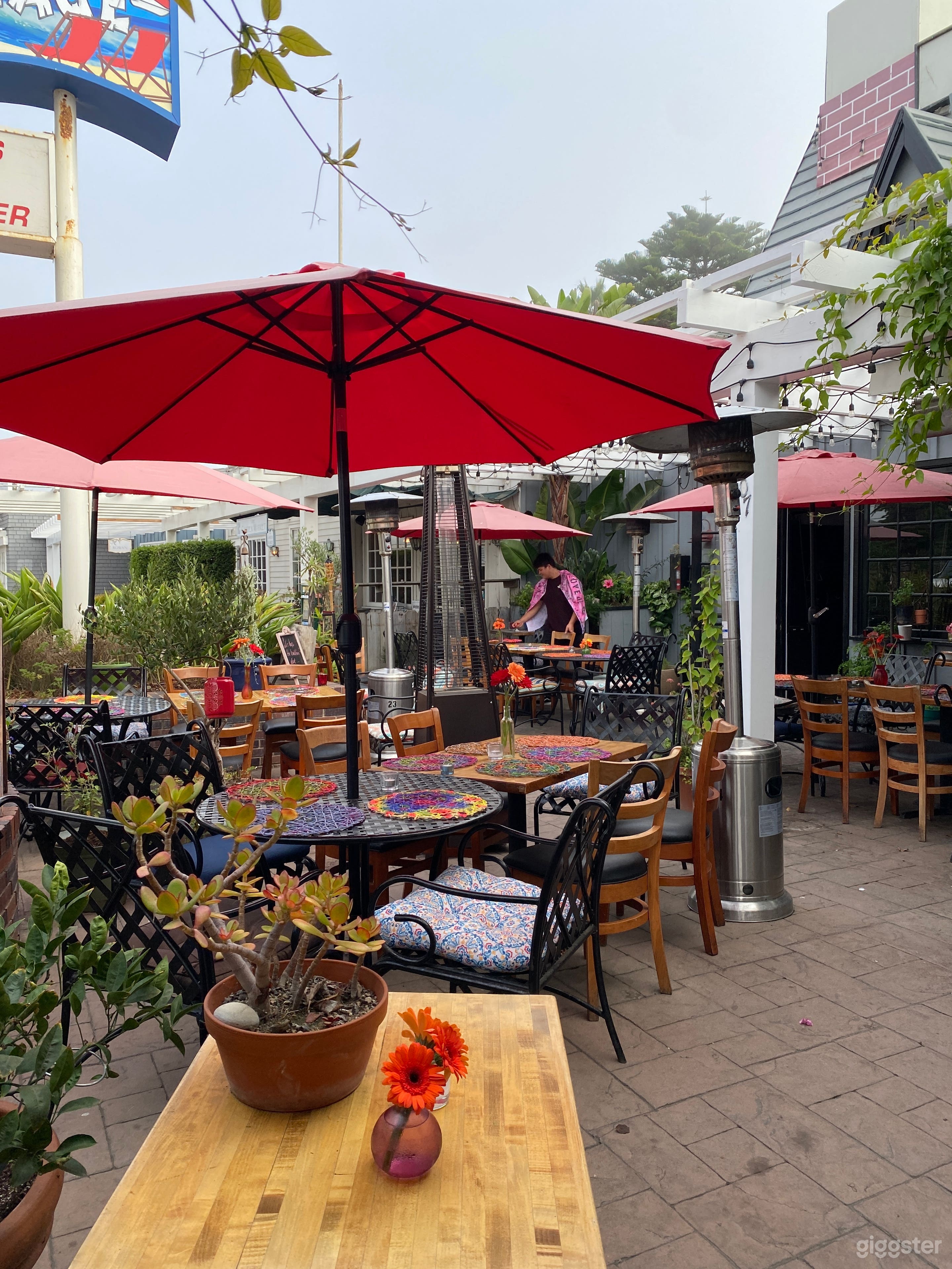 Vintage Decor by the Ocean Photo 3