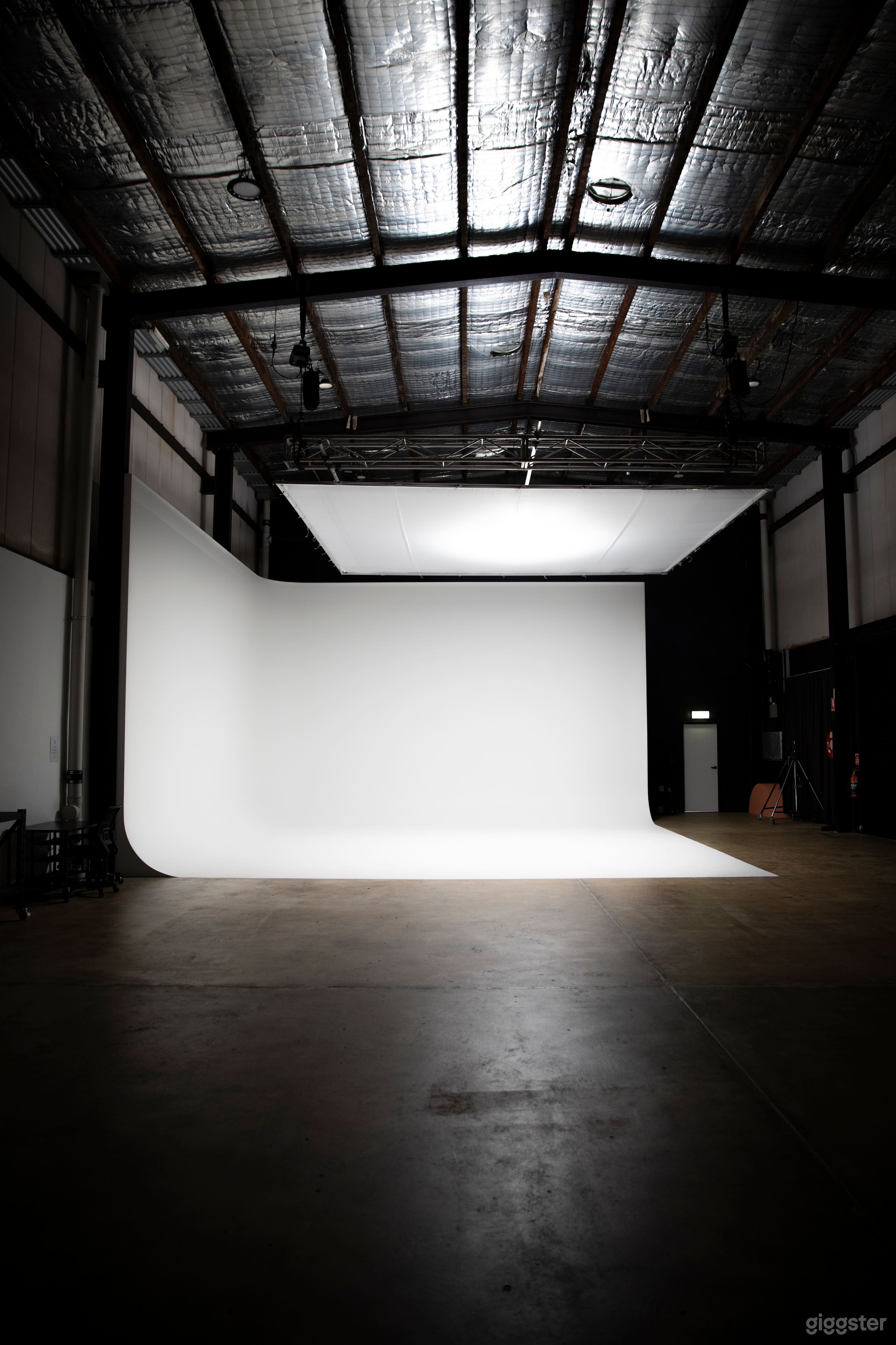 Film & Photography Studio | Sydney Photo 2