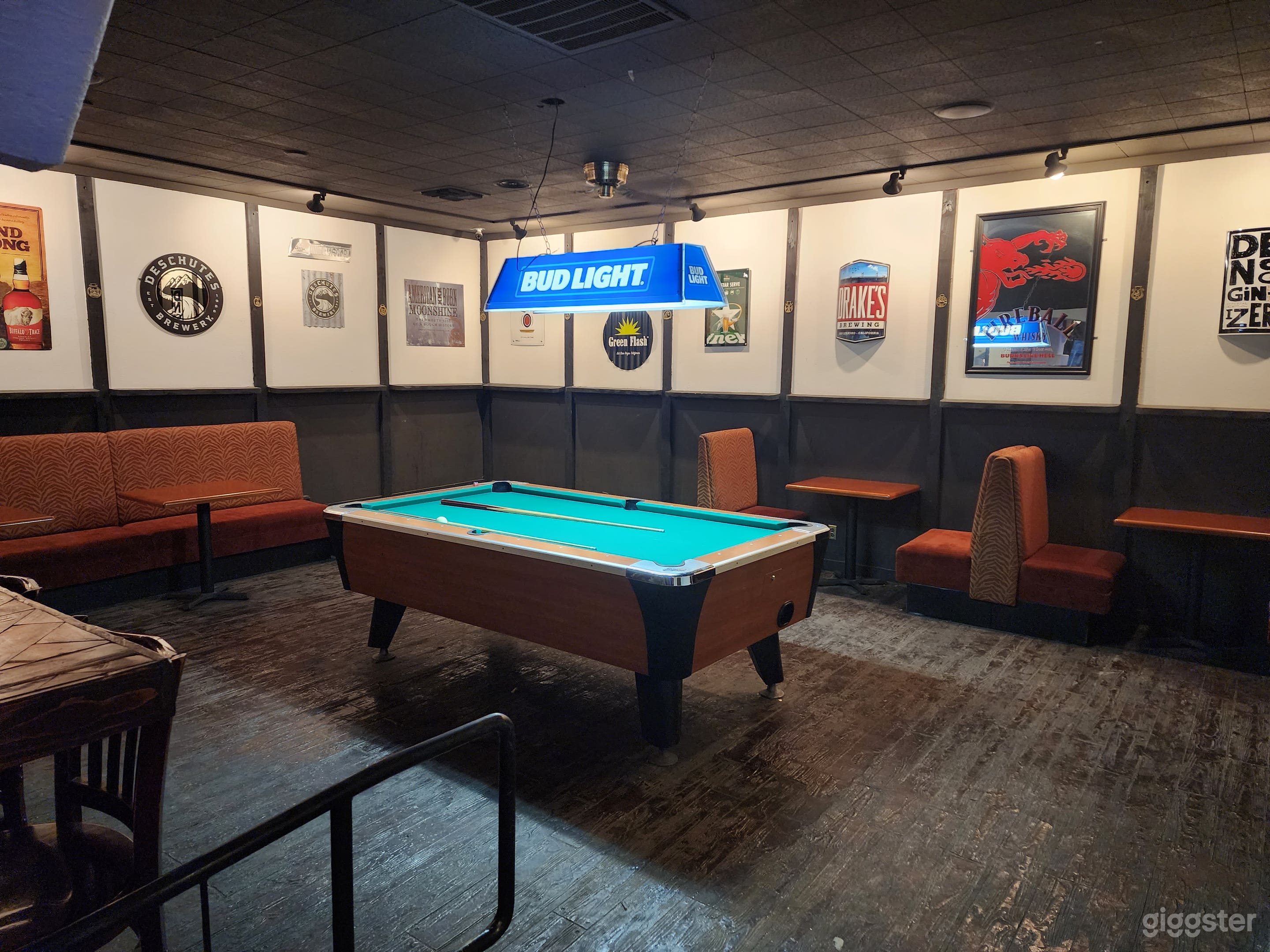 Welcoming bar where everyone knows your name Photo 3