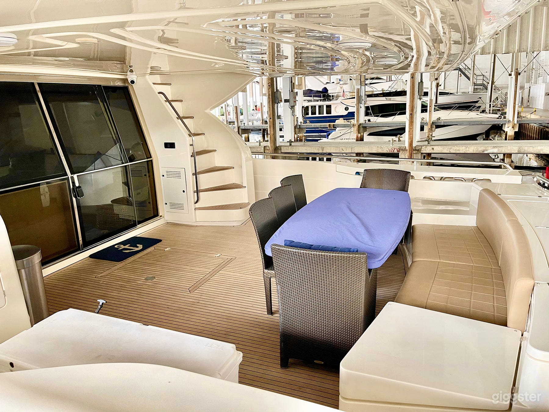 80ft Italian Mega Yacht (My Destiny) Photo 4