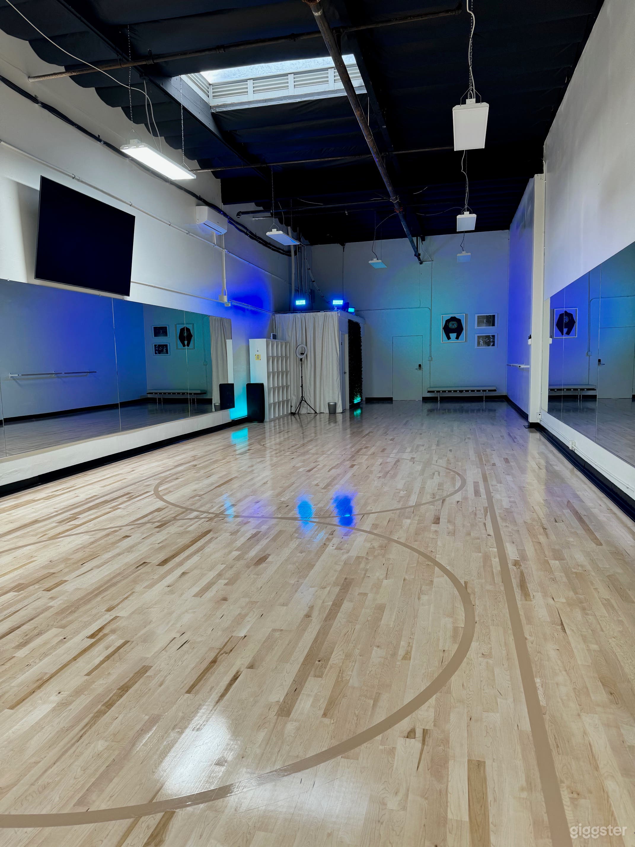 Wide Open Skate and Dance Studio Photo 1