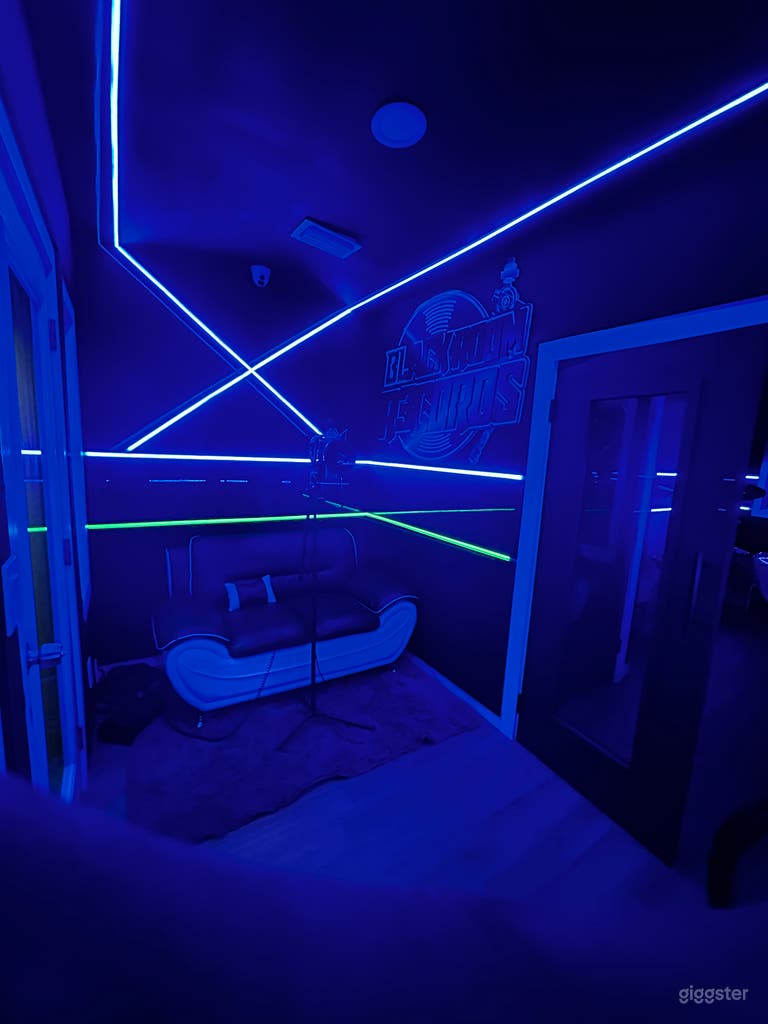  Creative Audio and Recording Studio 