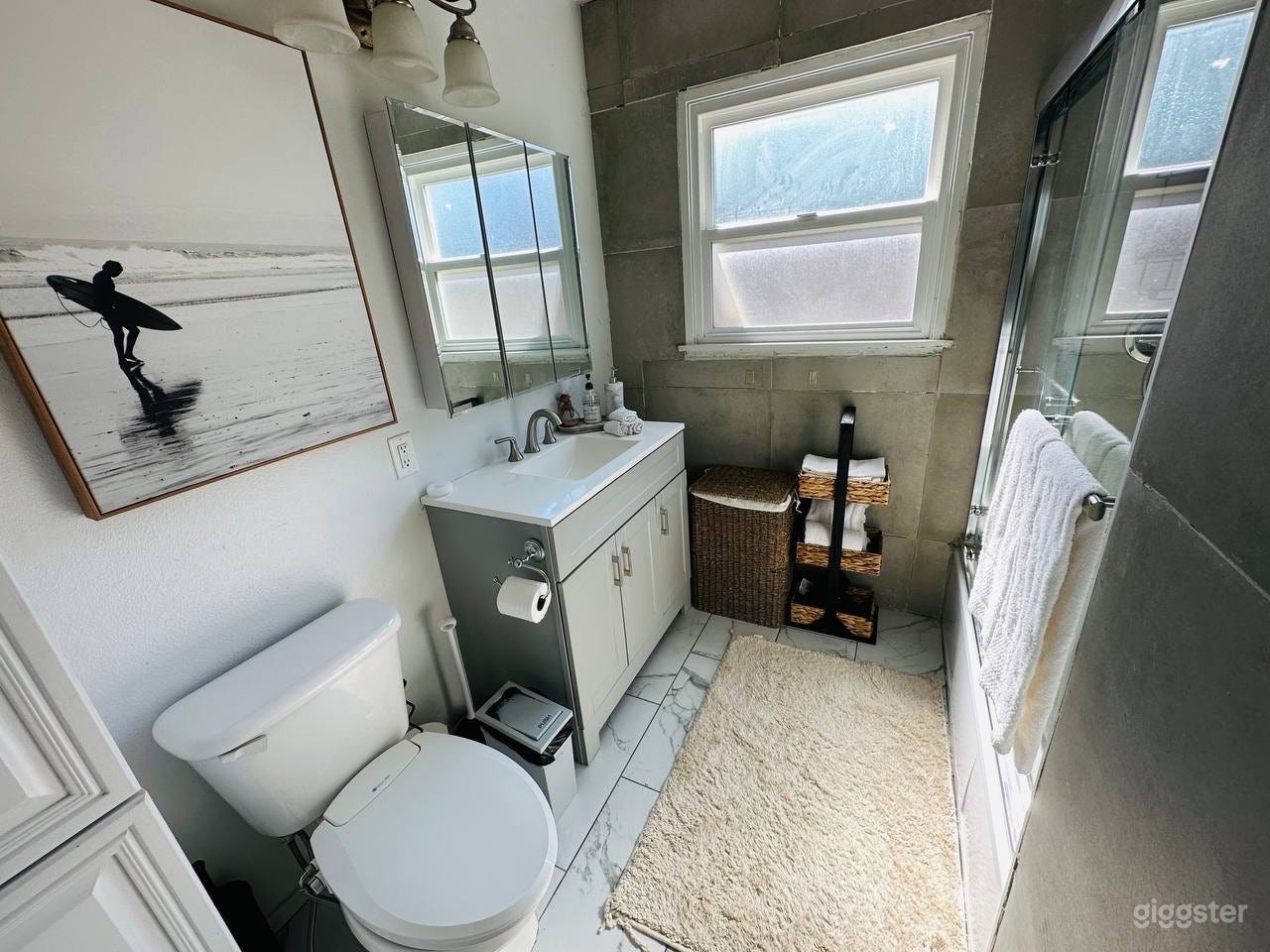 Gorgeous Pool, Hot tub , Ping Pong and football Photo 4