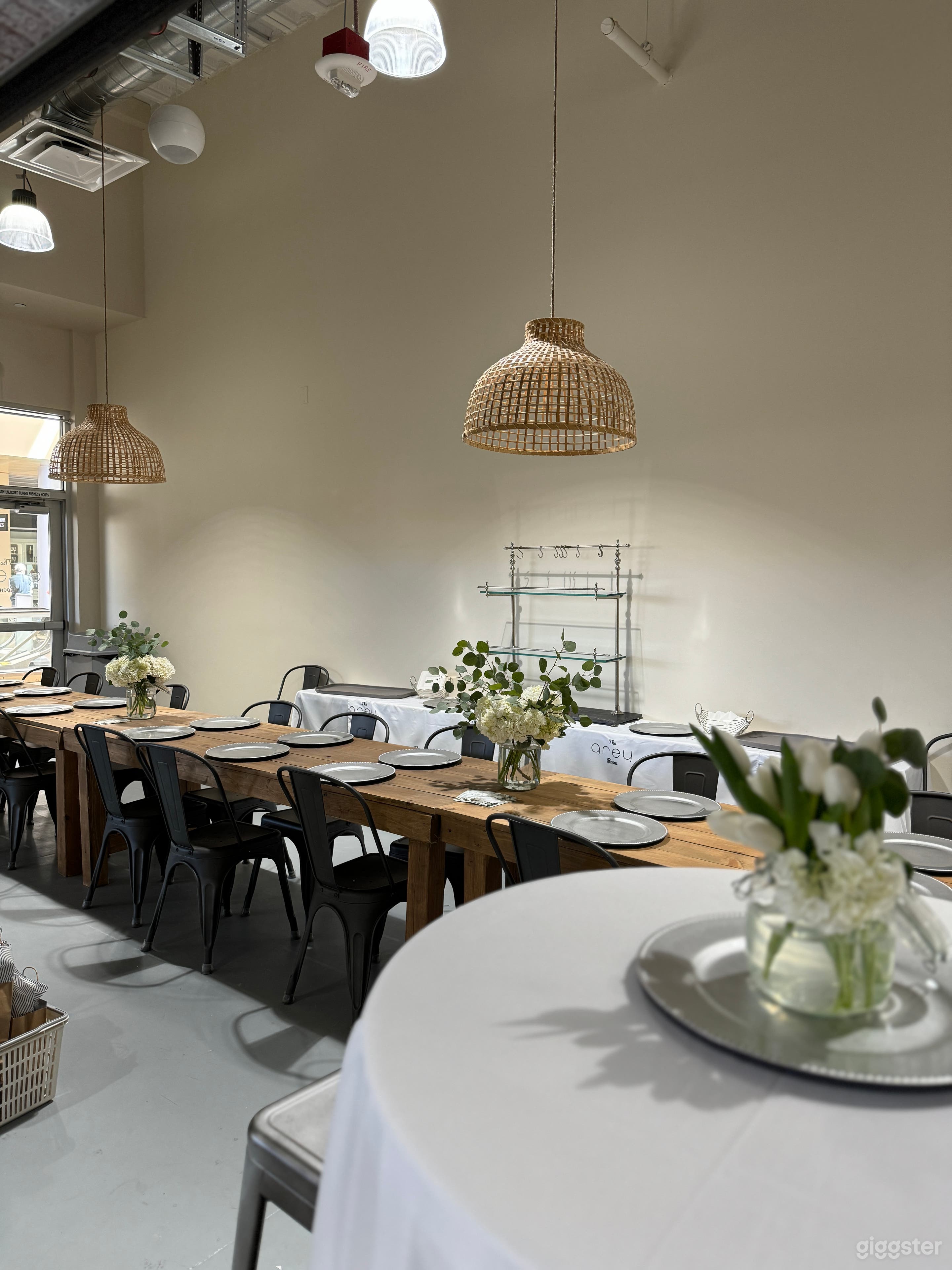 tables and buffet included 