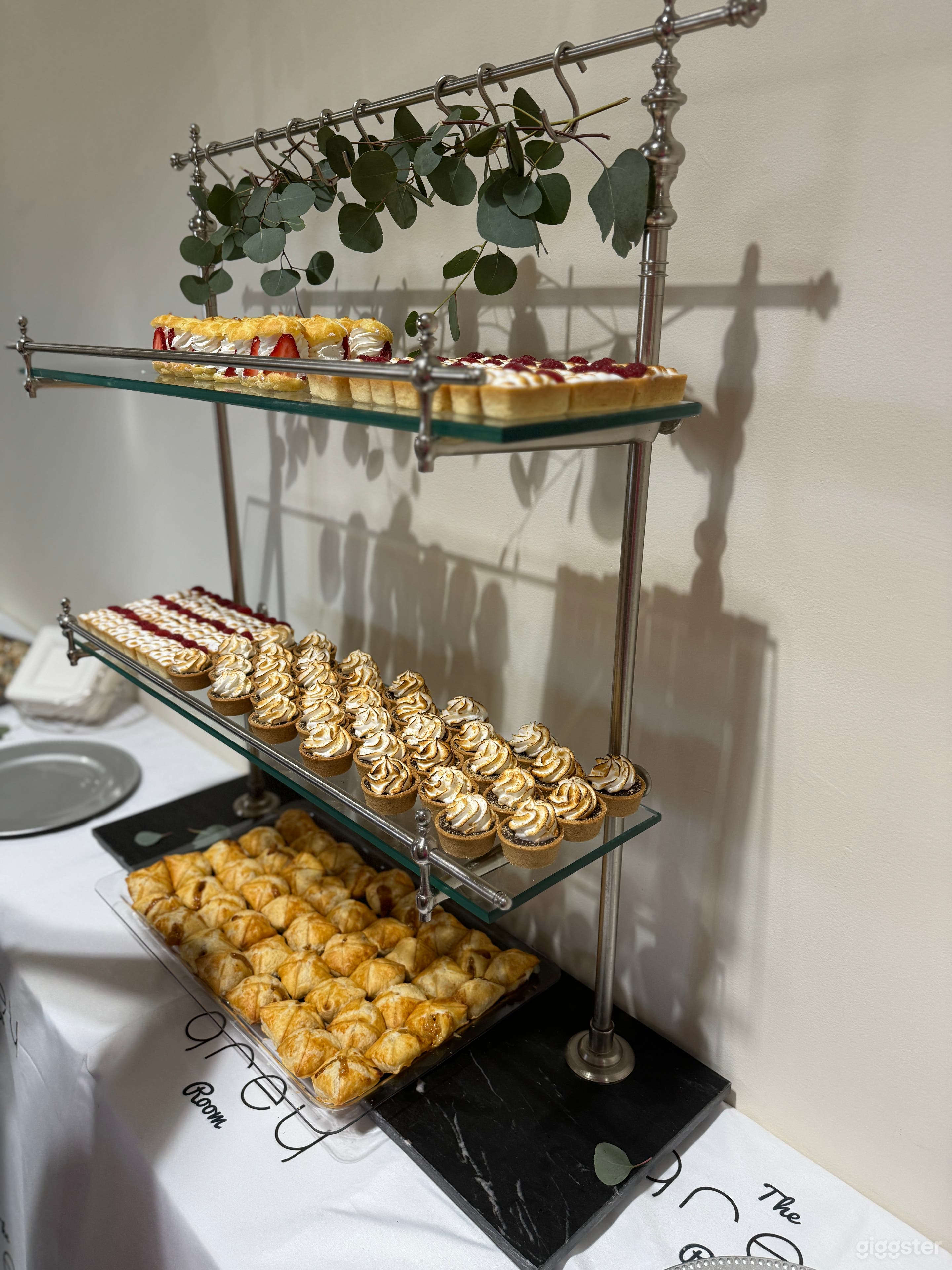 The Grey Room Photo 4