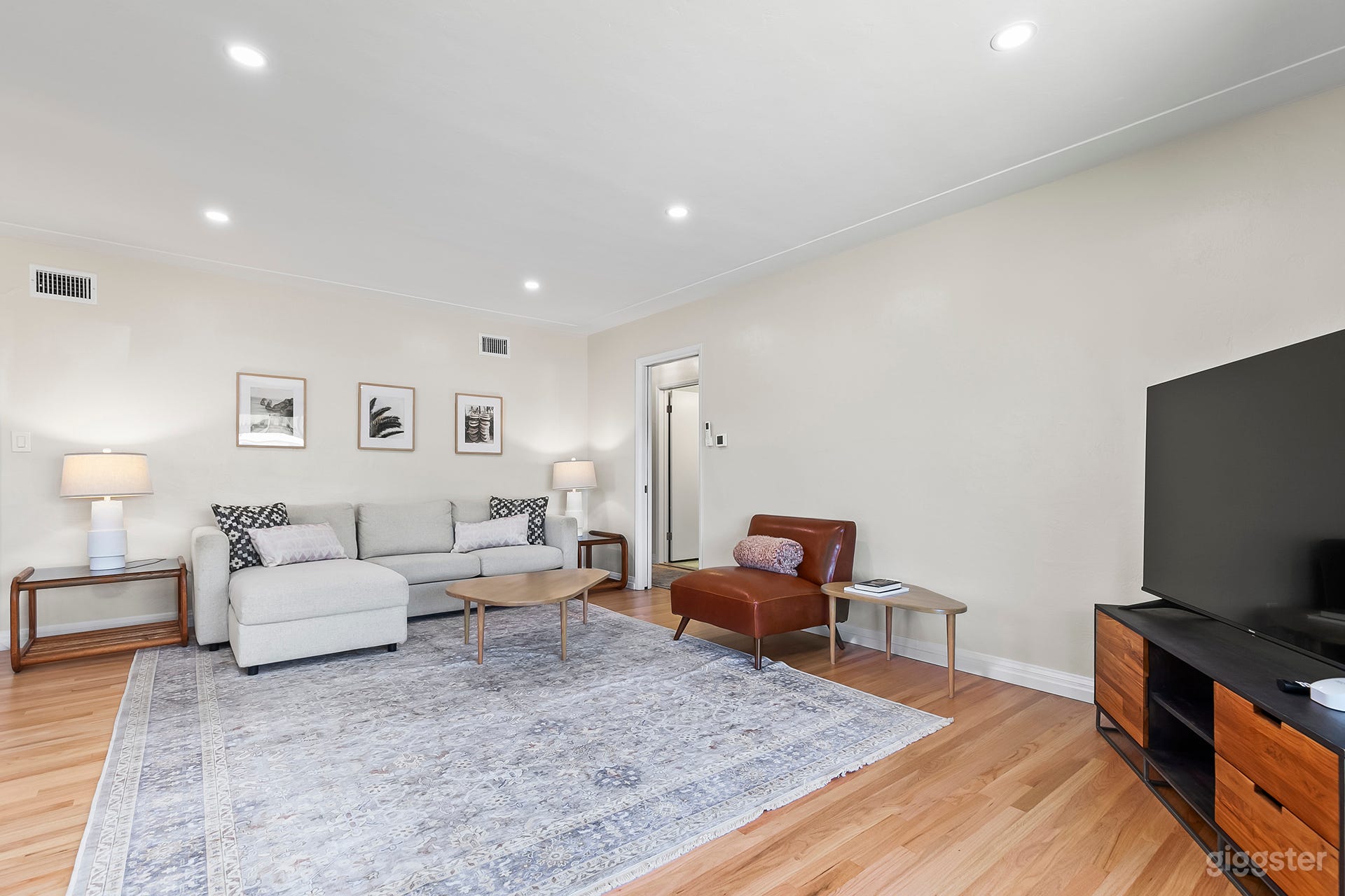 Casa De Rosas: Spacious home in La Mesa Photo 3