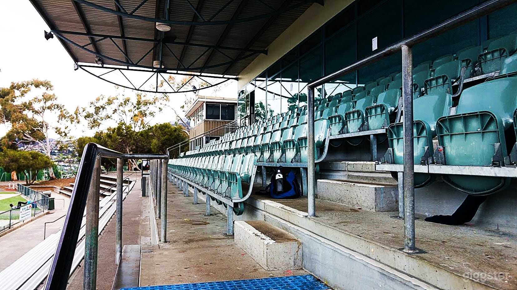 Foto di Struttura per Atletica Leggera con Tribuna 3