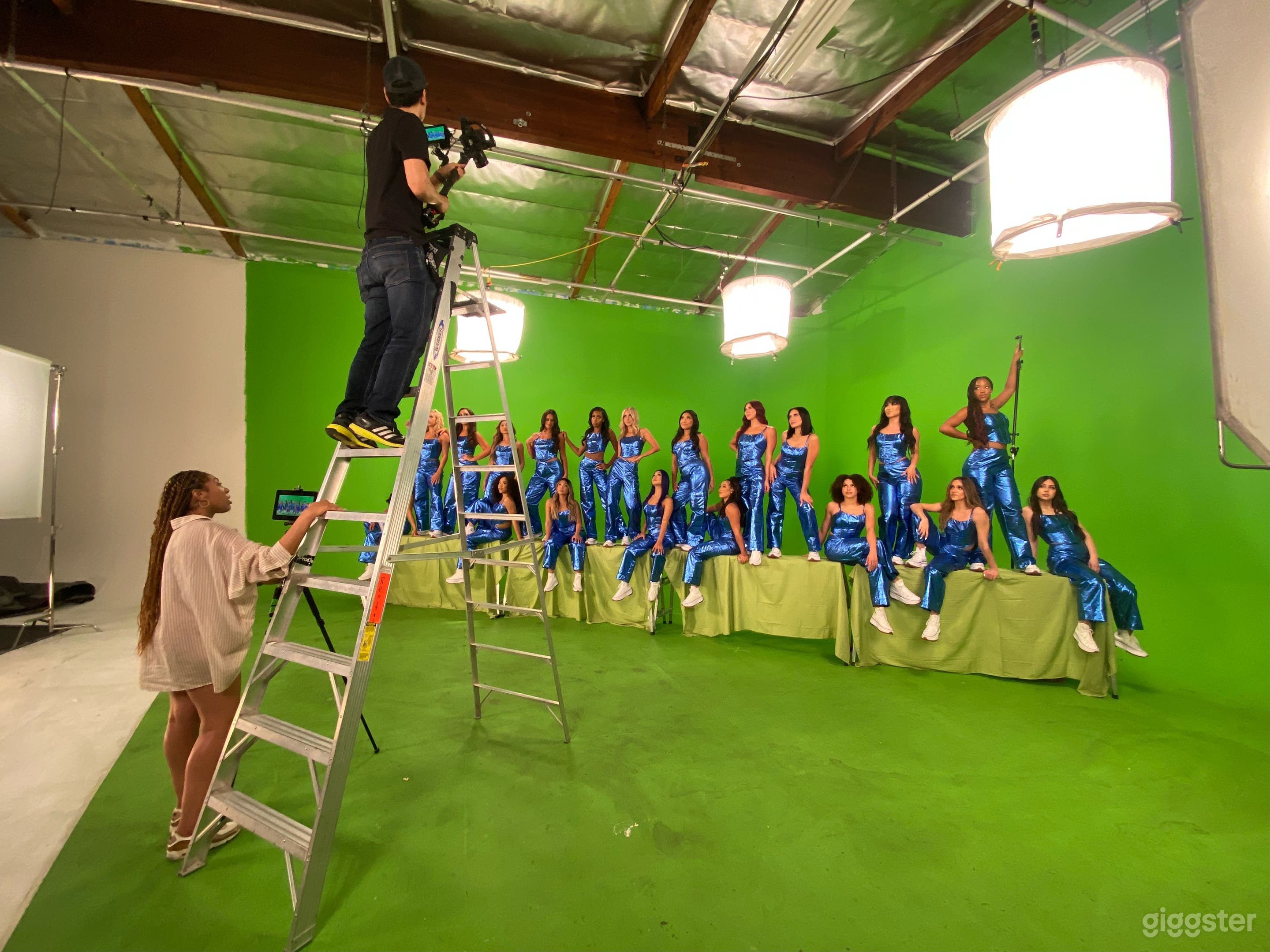 2-Wall 65' Green Screen Cyc Photo 3