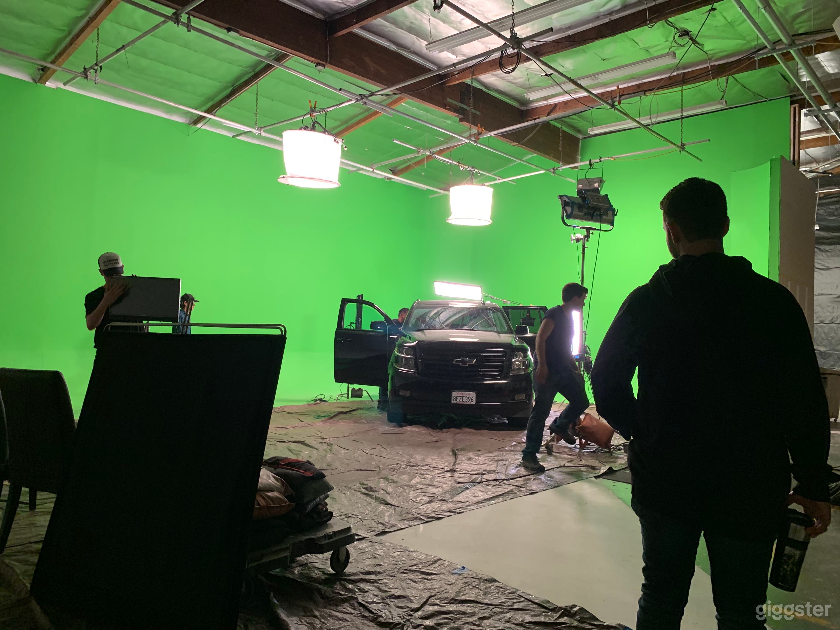 2-Wall 65' Green Screen Cyc Photo 4