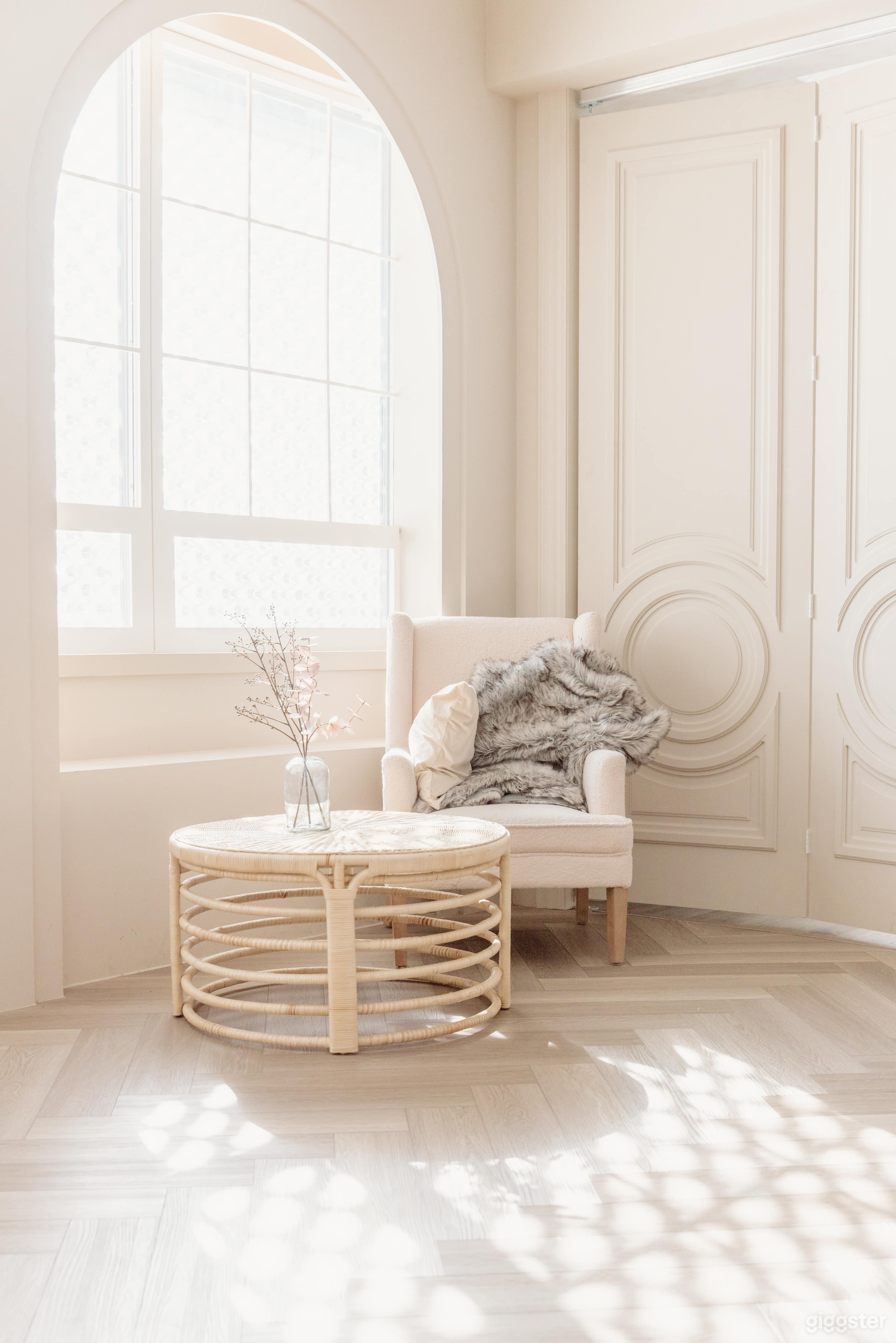 Ivory Studio: Trendy and vibrant space for creatives