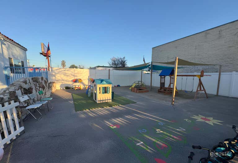  Engaging and Stimulating Kindergarten Playground 