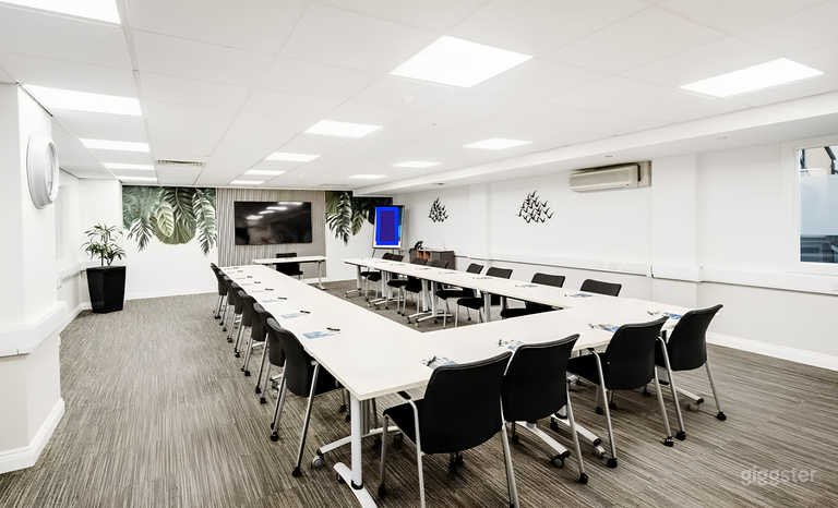  Imperial Conference Room 