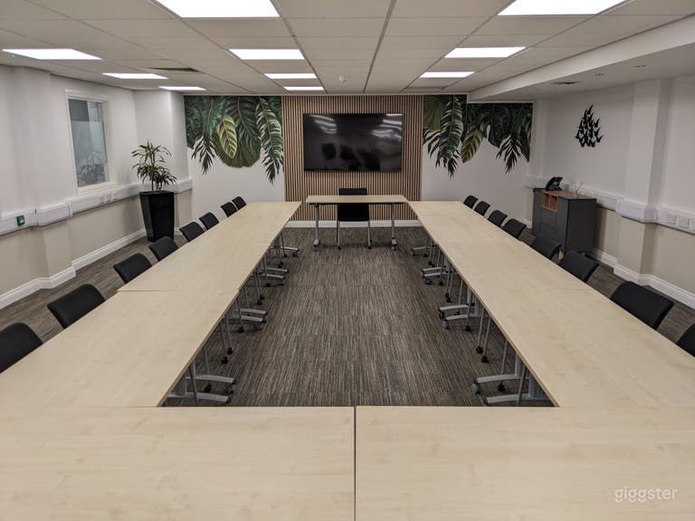  Imperial Conference Room 