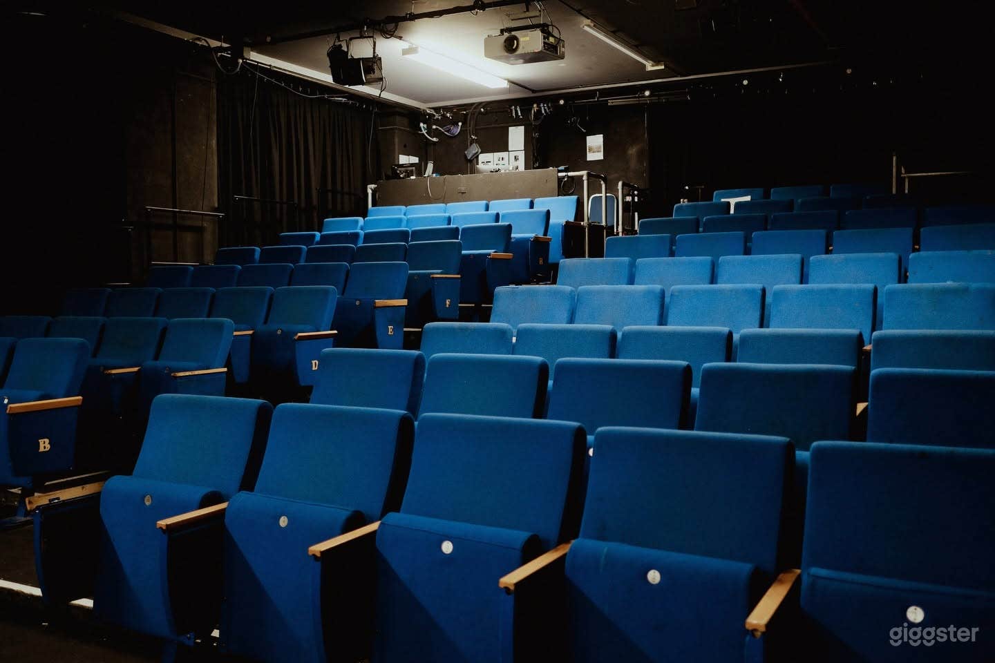 Theatre in Clapham Photo 3