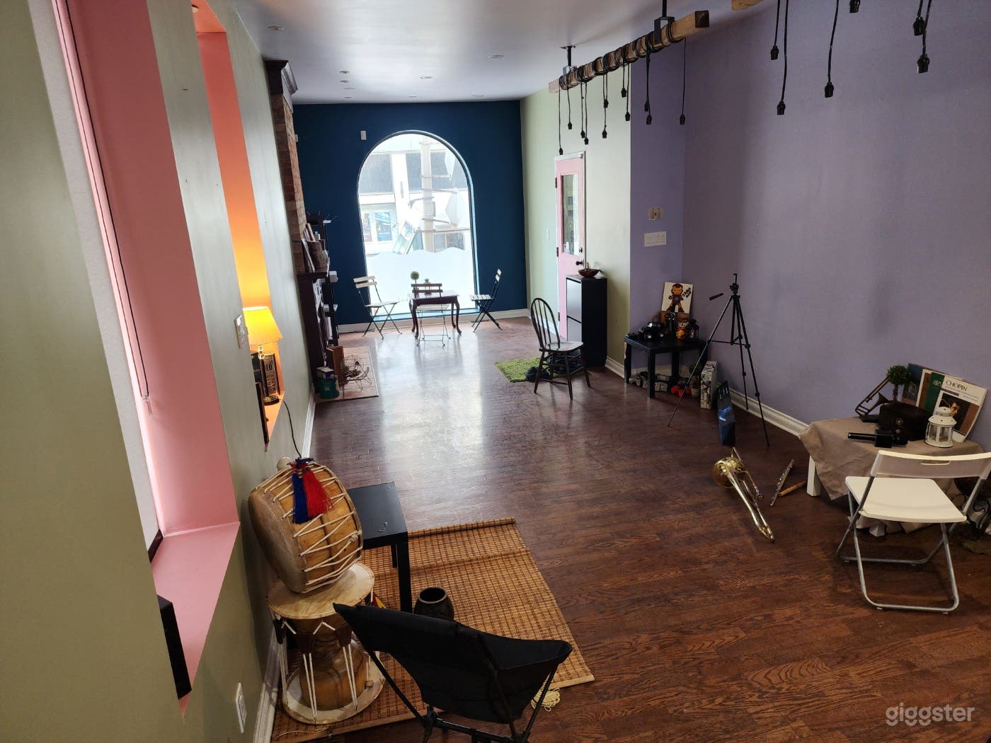 Downtown event party pop-up showroom space Photo 3