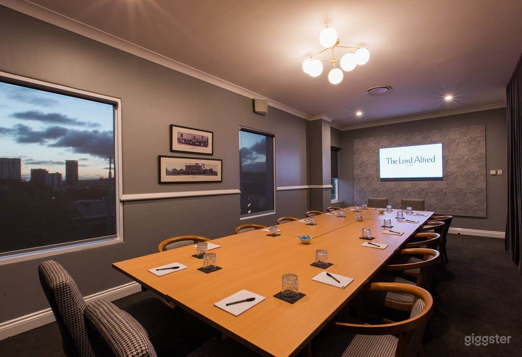 The Lord Alfred Photo 4