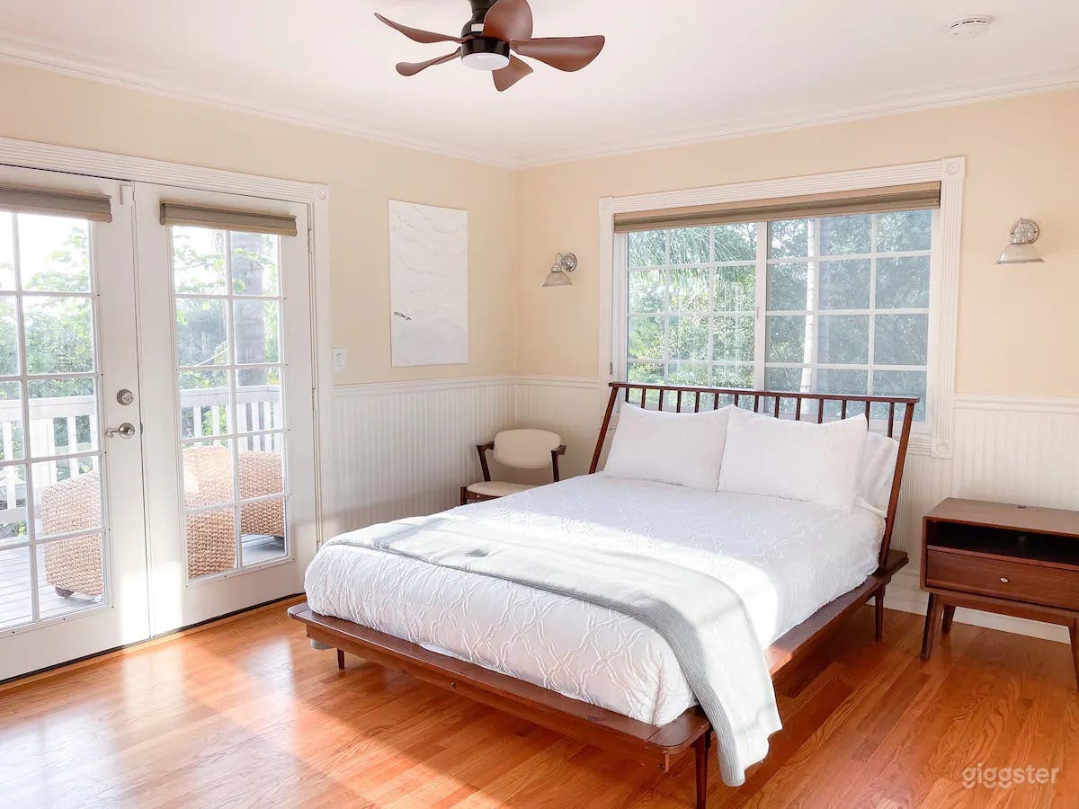 Paradise Lagoon Resort Pool + Tiki Lounge Photo 3