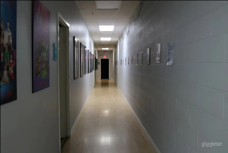  Intimate Dance Studio for Rehearsals, Classes & Small Events 