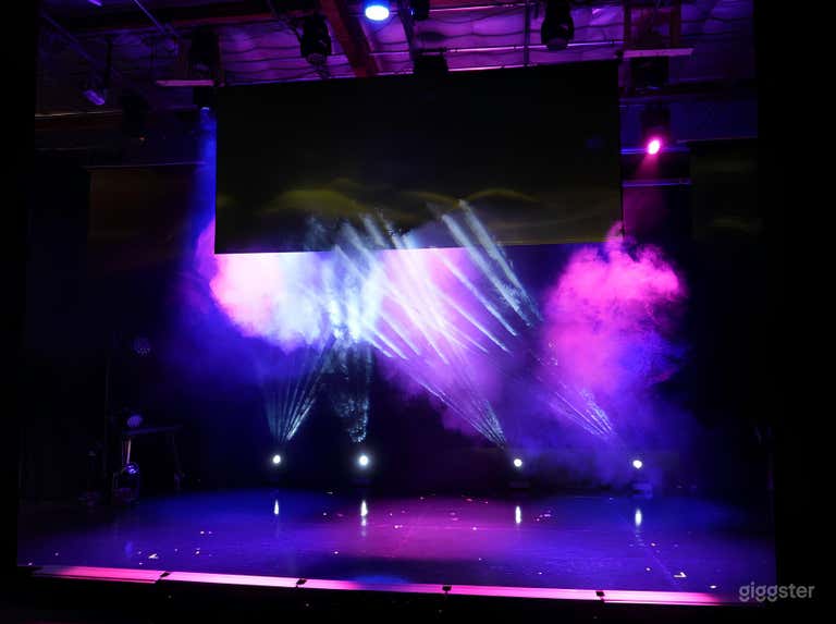  Amazing Theatre with LED Stage 