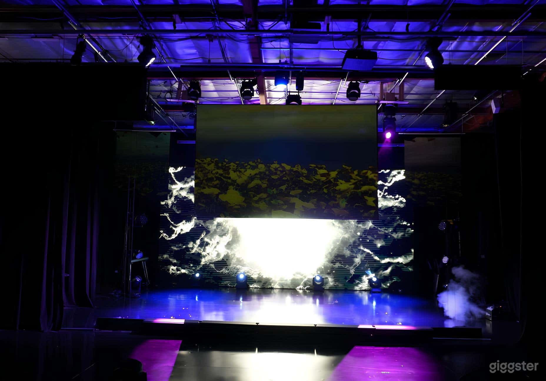 Amazing Theatre with LED Stage Photo 2